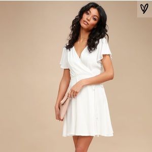 Lulu’s Harbor Point White Wrap Dress Medium NWT